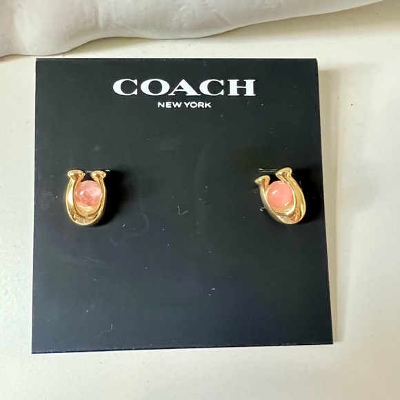NWT Coach Horse shoe shape with rose quarts stone earrings💕 - Picture 3 of 11